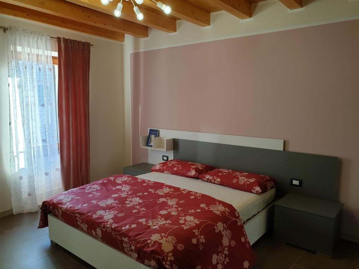 Dimora Rosso San Zeno - Wifi Veloce E Adatto Per Famiglie فيرونا المظهر الخارجي الصورة