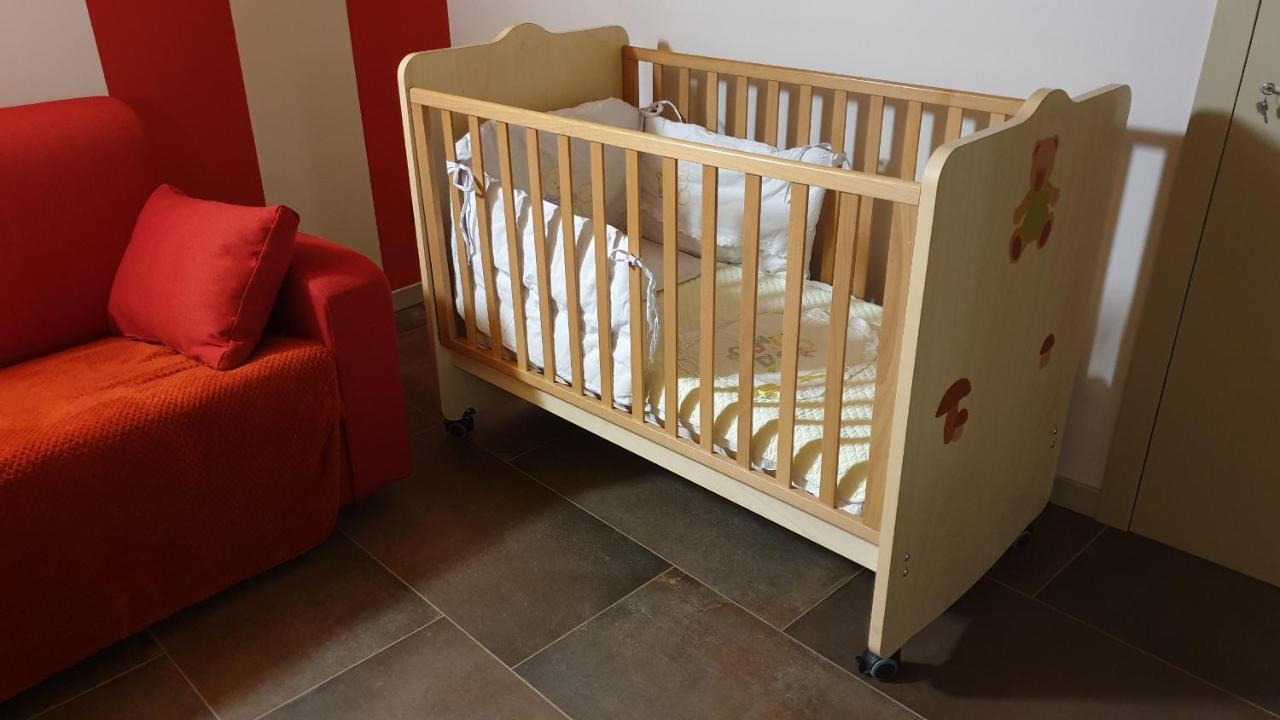 Dimora Rosso San Zeno - Wifi Veloce E Adatto Per Famiglie فيرونا المظهر الخارجي الصورة